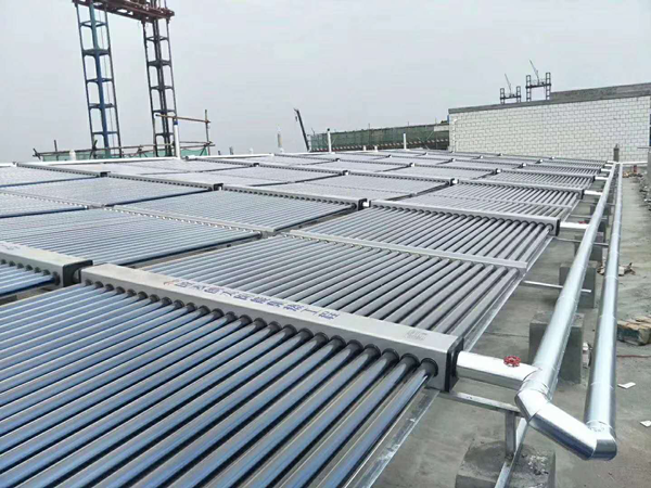 常壓太陽能+承壓水箱系統(tǒng)