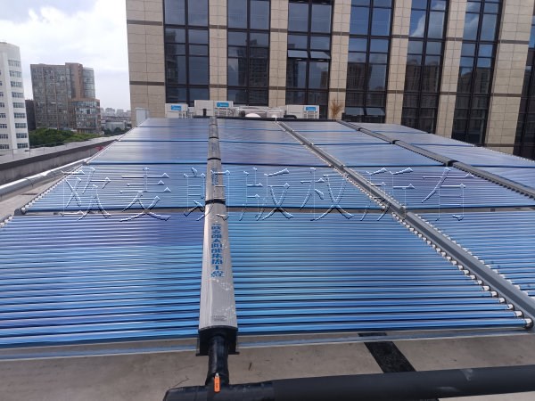 蘇州商業(yè)服務中心熱水